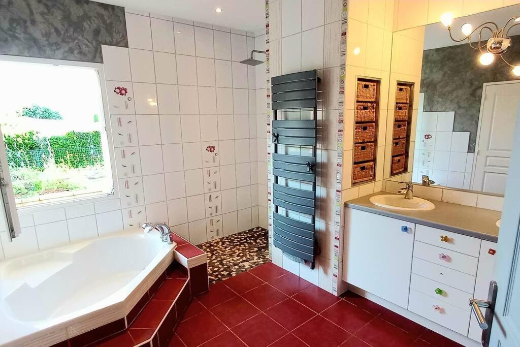 Villa 140 M² Hab. Avec Piscine Castres  Exteriér fotografie