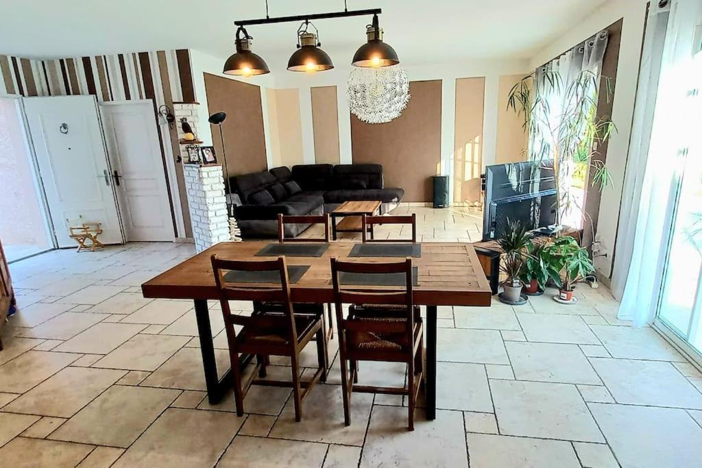 Villa 140 M² Hab. Avec Piscine Castres  Exteriér fotografie
